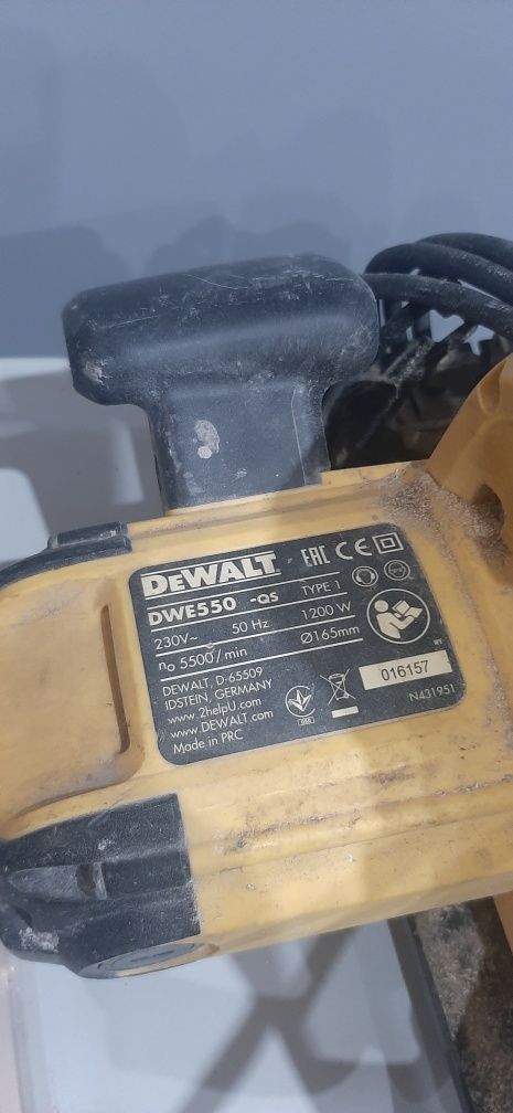 Pilarka tarczowa DeWalt DWE550