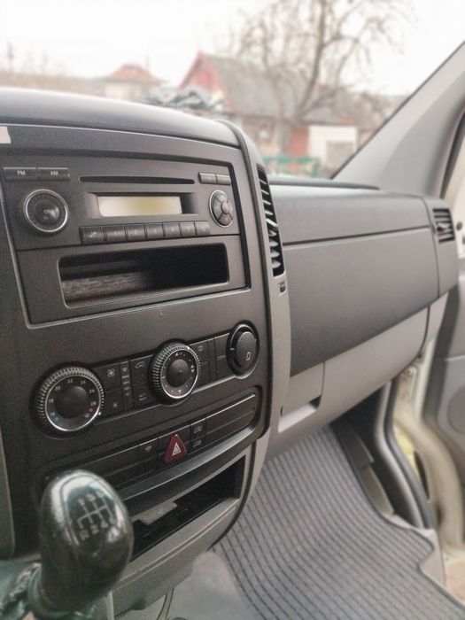 Крафтер пасажир хороший стан цікавить обмін на менший бус