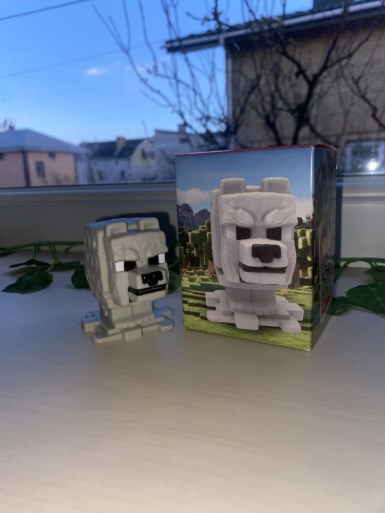 Фігурка вовк Minecraft