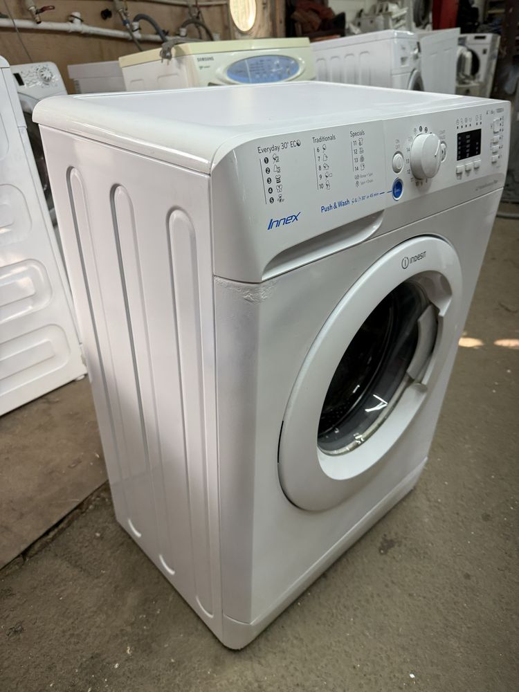 Пральна машинка Indesit BWSA 61051