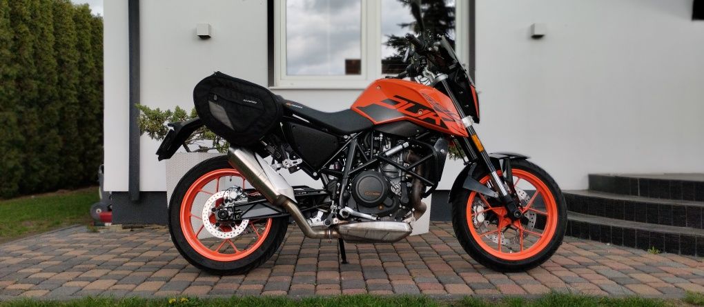 KTM Duke 690 zarejestrowany doinwestowany