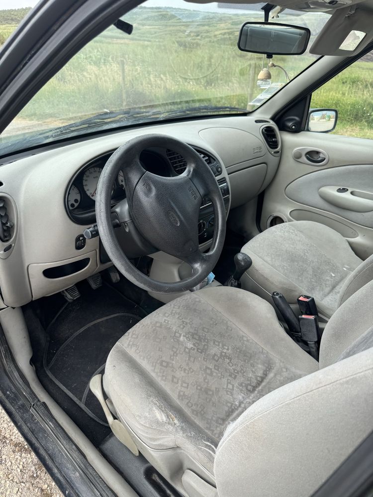 Ford Fiesta Techno 1.25