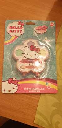 Vendo kit maquilhagem Hello Kitty, novo, mais de 5 anos