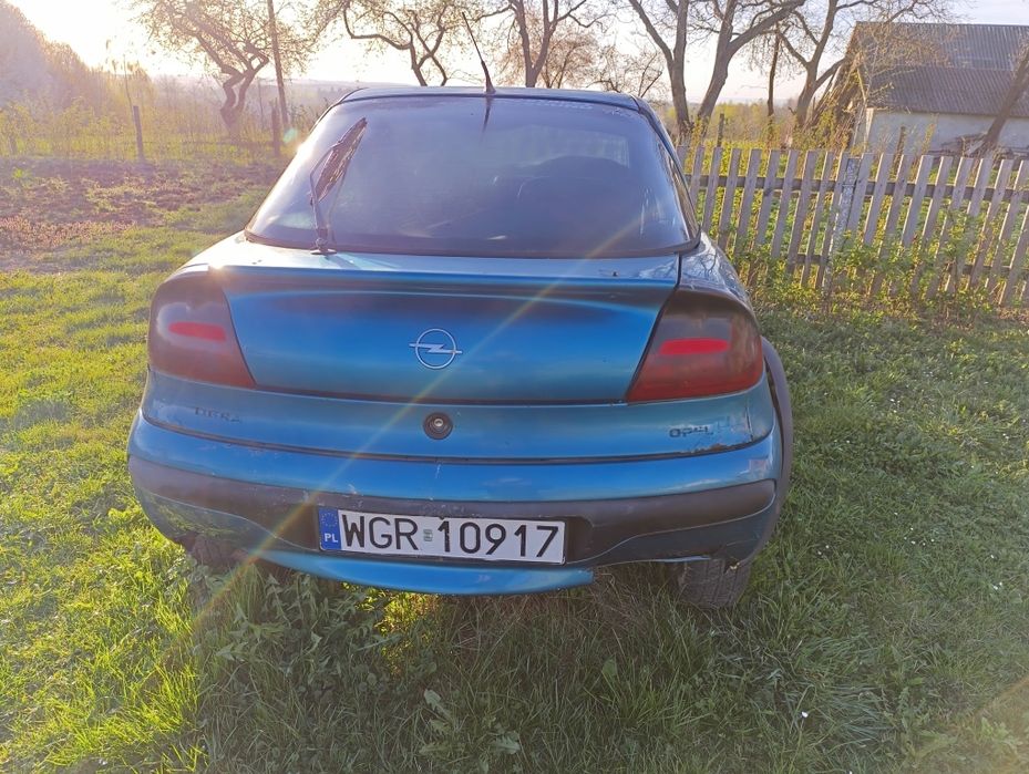 Опель tigra 1995р по запчастинах