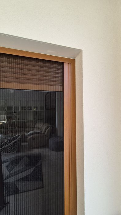 Moskitiery PLISOWANE NA WYMIAR - montaż - Żaluzje Rolety Plisy