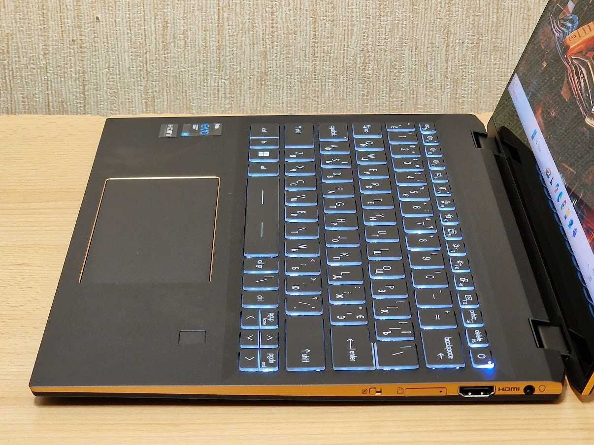MSI Summit E13 FlipEvo Intel Core i7-1280P RAM16 SSD512 Батарея14годин