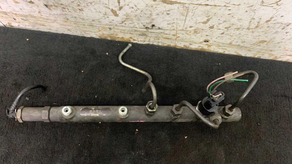 Renault Espace IV 4 1.9 DCI Listwa Wtryskowa