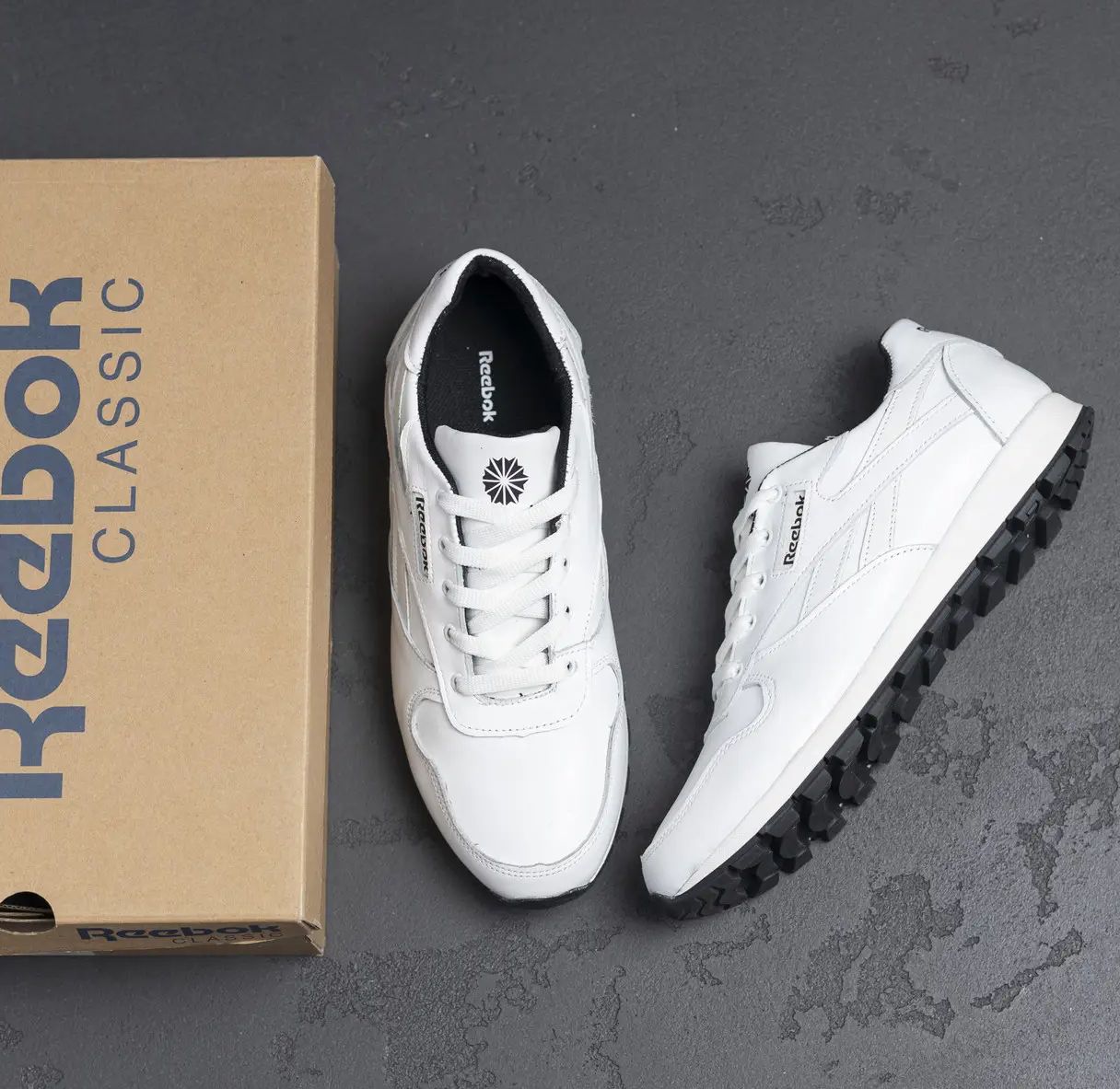 Кроссовки белые кожаные мужские reebok, повсякденні кросівки білі