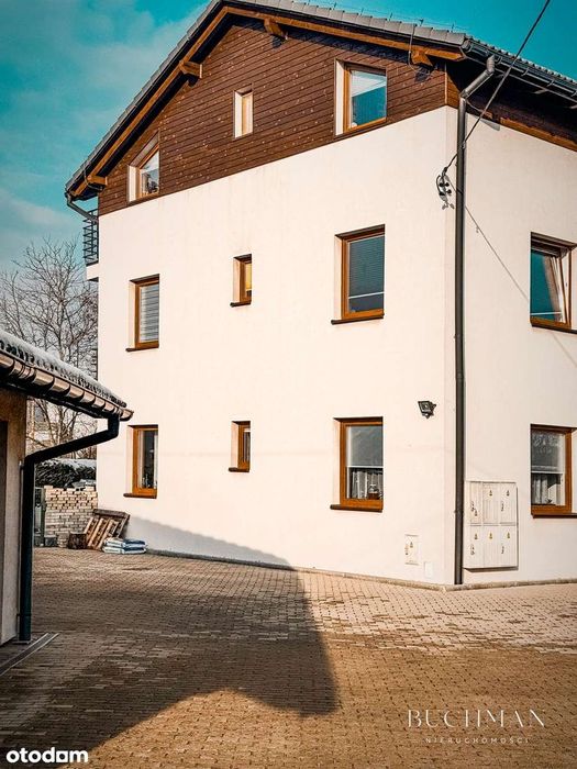 Przytulne mieszkanie z 2 miejscami parkingowymi na zamkniętym osiedlu