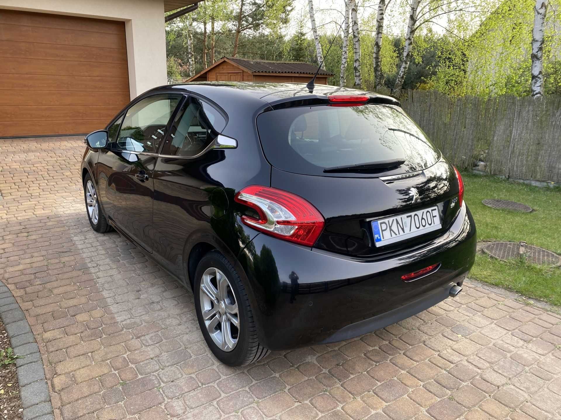 Peugeot 208 E-HDi 92 Allure * Zobacz *