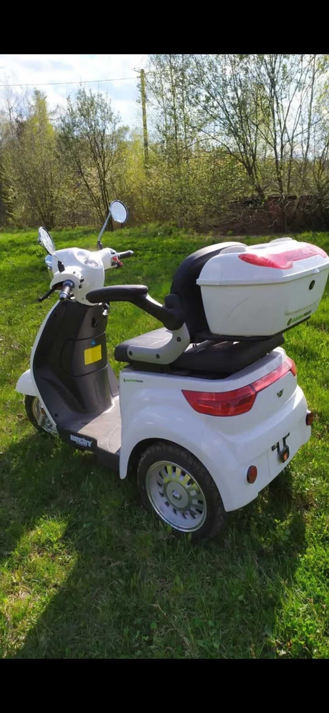 NOWY HECHT citis max biały skuter elektryczny wózek