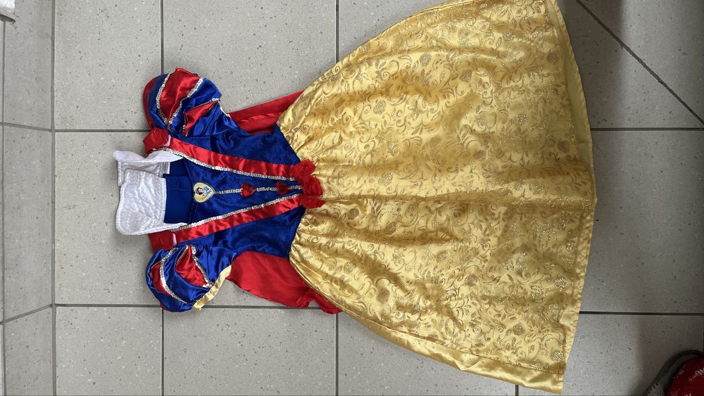 Ubrania dla dziewczynki sukienk  98 116