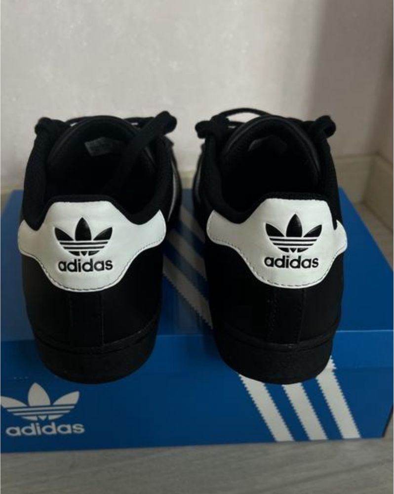 Adidas Superstar Black