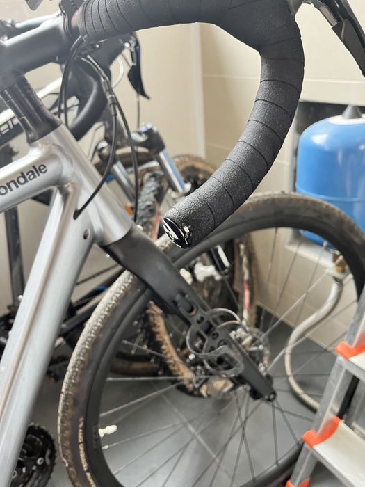 Cannondale topstone 3 ( Gravel)