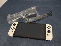 Nintendo switch oled sama konsola