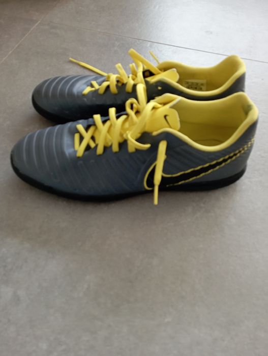 Sapatilhas Nike Tiempo, 46