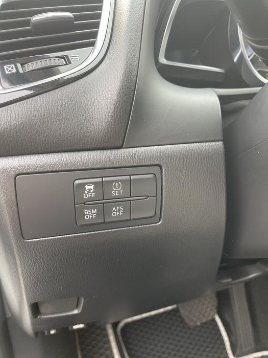 Mazda 3 Grand Touring