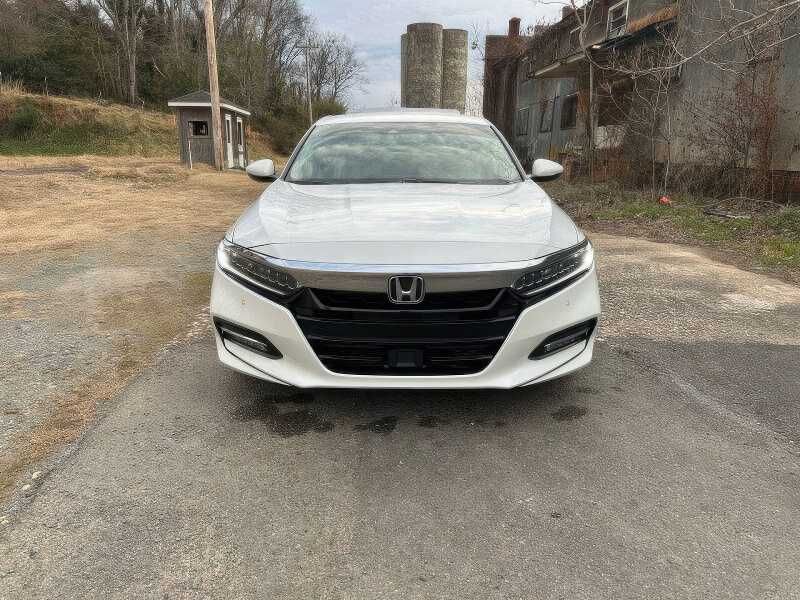 2019 Honda Accord Hybrid Touring
