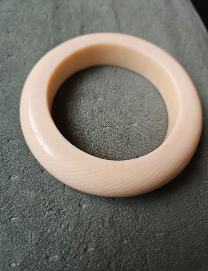 Pulseira Africana antiga entalhada