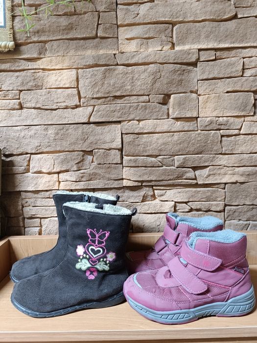 Зимове взуття на дівчинку