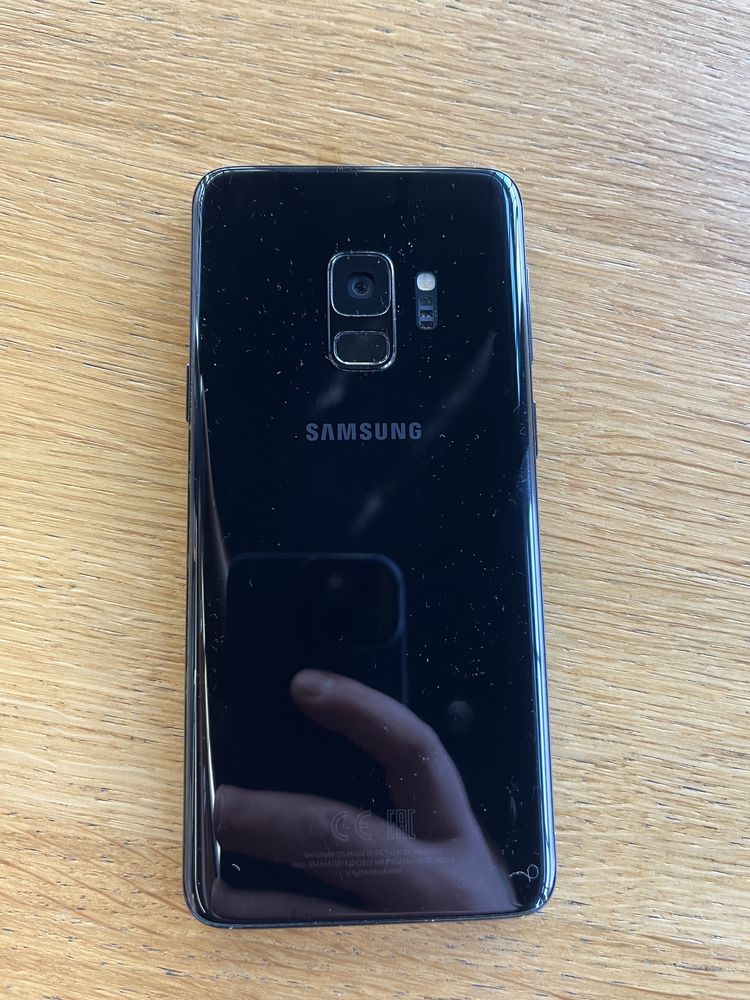 Продам Samsung Galaxy S9