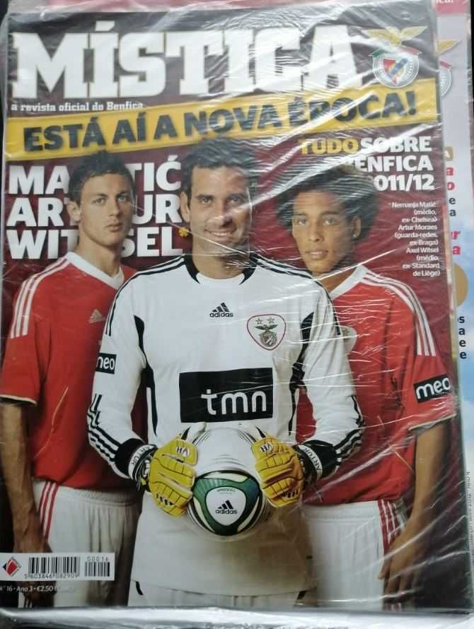 8 revistas da publicação oficial do Benfica MISTÍCA