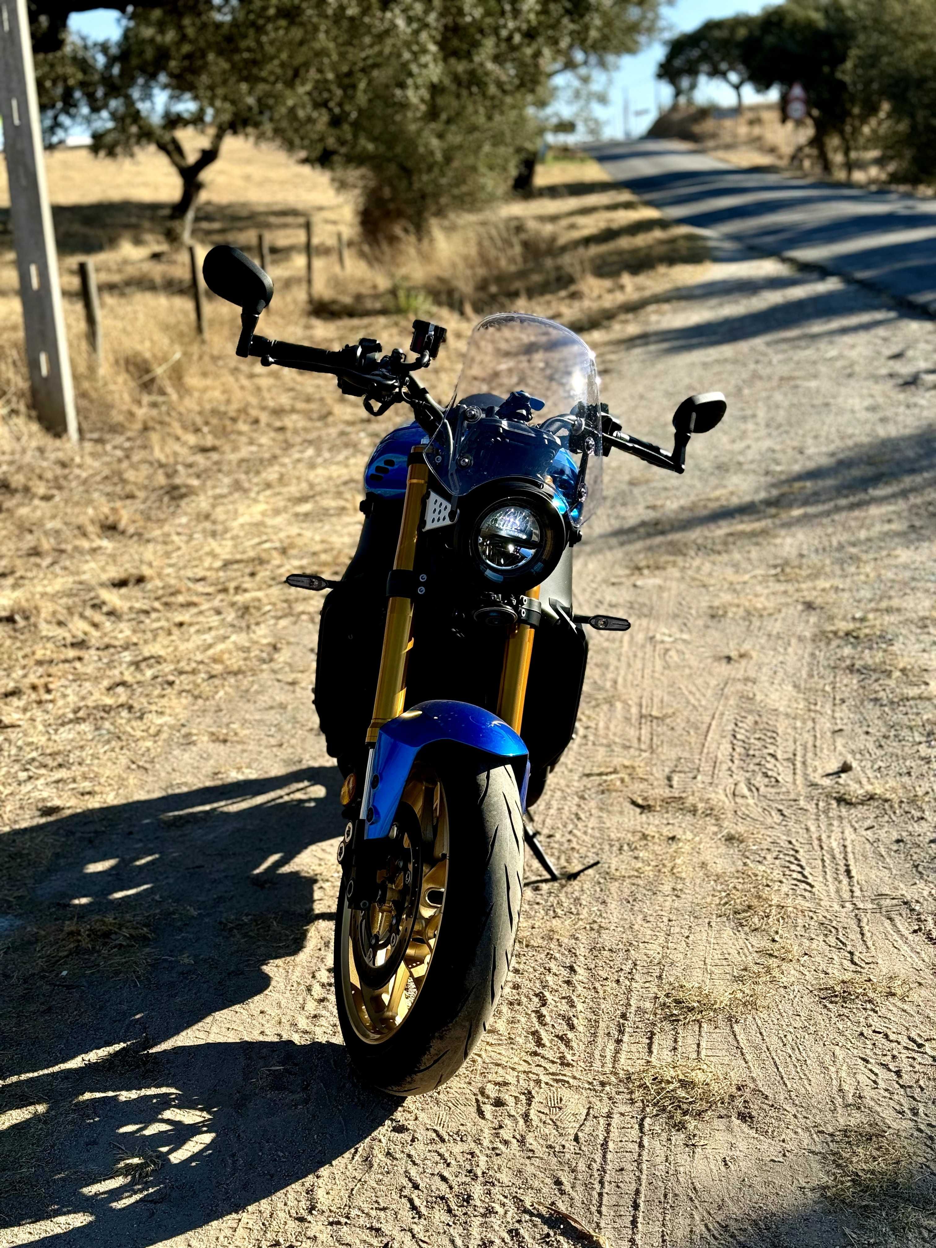 XSR 900 - Como Nova c/ Extras