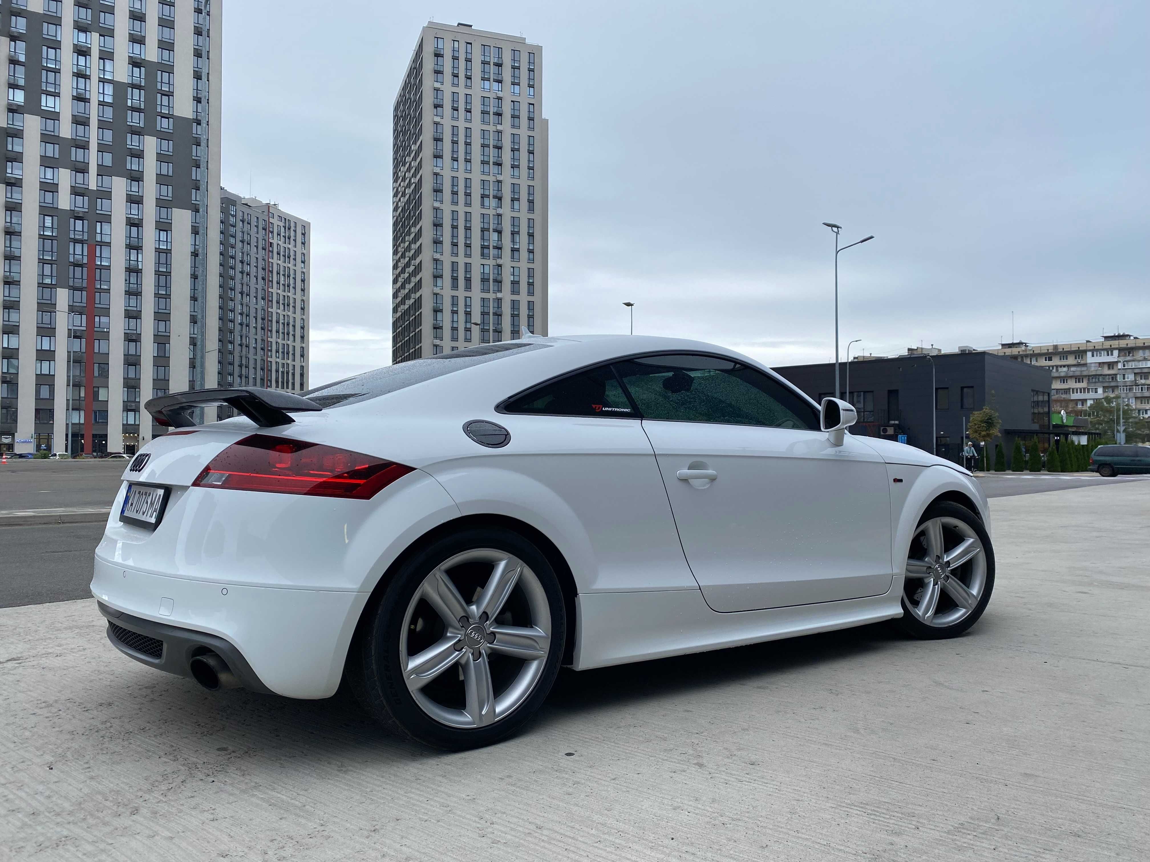 AUDI TT 2.0 Quattro S-line