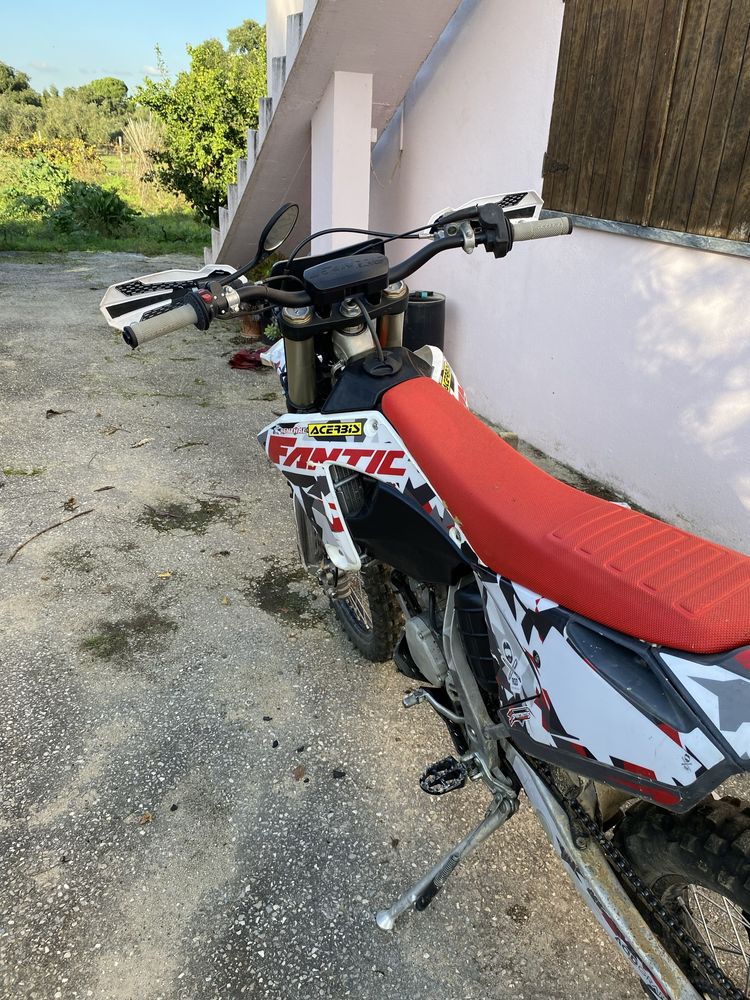Fantic XE 125 matriculada