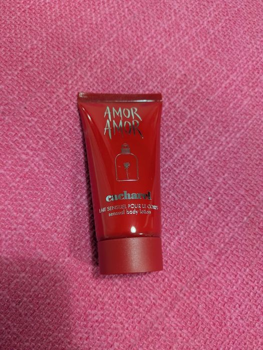Body lotion Amor Amor da Cacharel