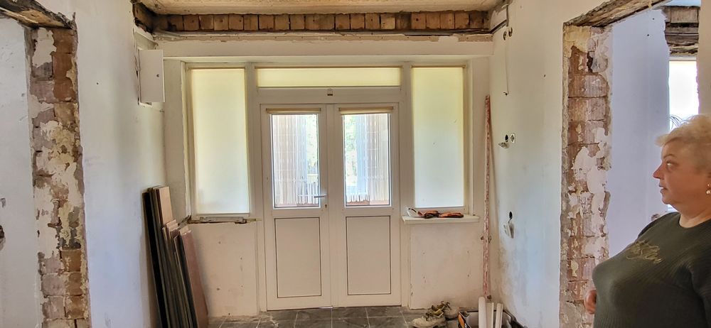 Двері вхідні в хорошому стані