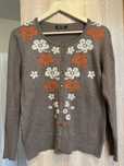 Damski cienki sweter w kwiatki