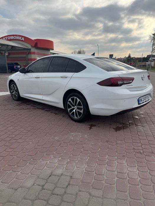 Opel Insignia 2021 рік 1.5 Дизель. НЕ БИТА, НЕ ФАРБОВАНА