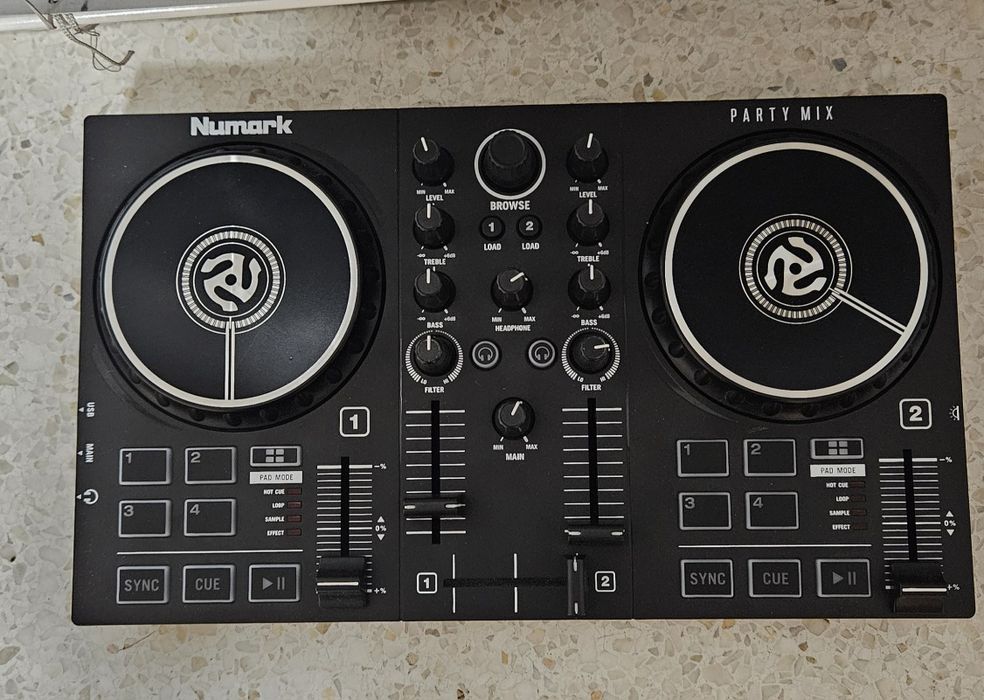 Dj konsola Numark PartyMix MKII