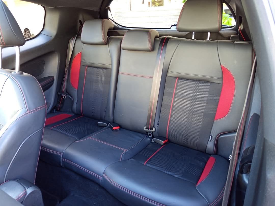 Peugeot 208Gti 1.6 200Cv em bom estado geral