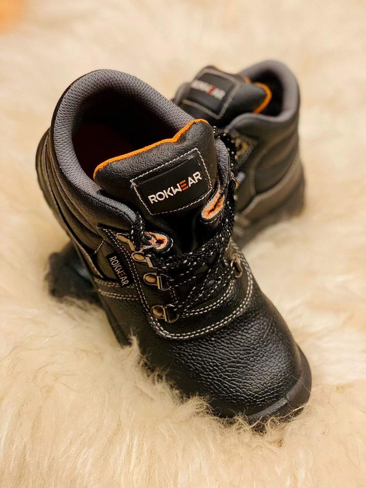 Buty trzewiki z blacha robocze nowe rozmiar 38 firmowe leciutkie