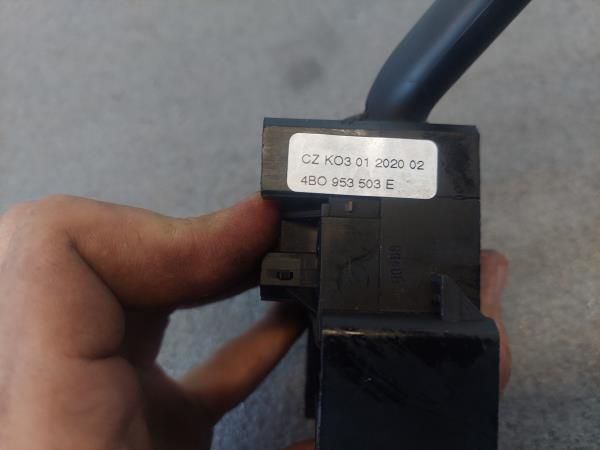 Conjunto / manetes de luzes e limpa vidros VOLKSWAGEN Passat (3B2)