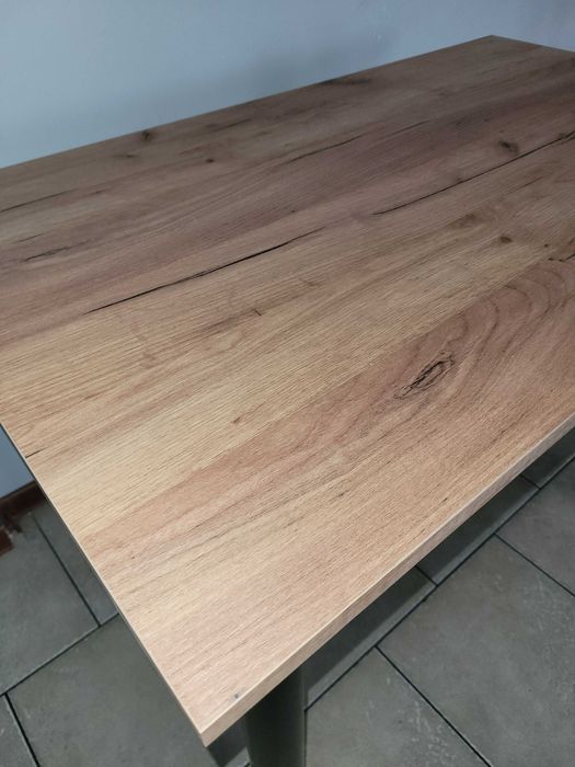 Stół na sprzedaż - dąb złoty - nowy - 60x100 cm