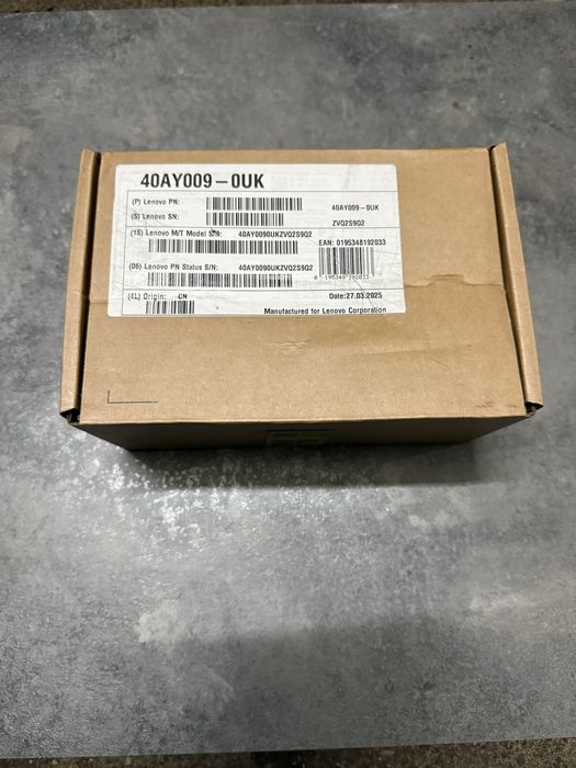 Lenovo ThinkPad Universal USB-C Dock (40AY0090EU) — нова док-станція