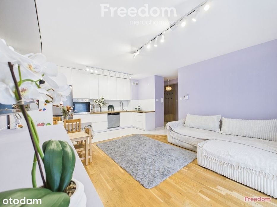 Parter z tarasem i sauną - idealne dla każdego!