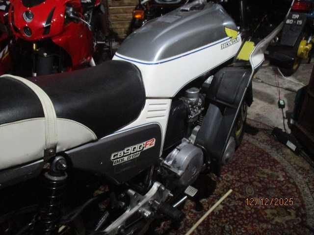 vendo mota honda Bol dor 900 F2