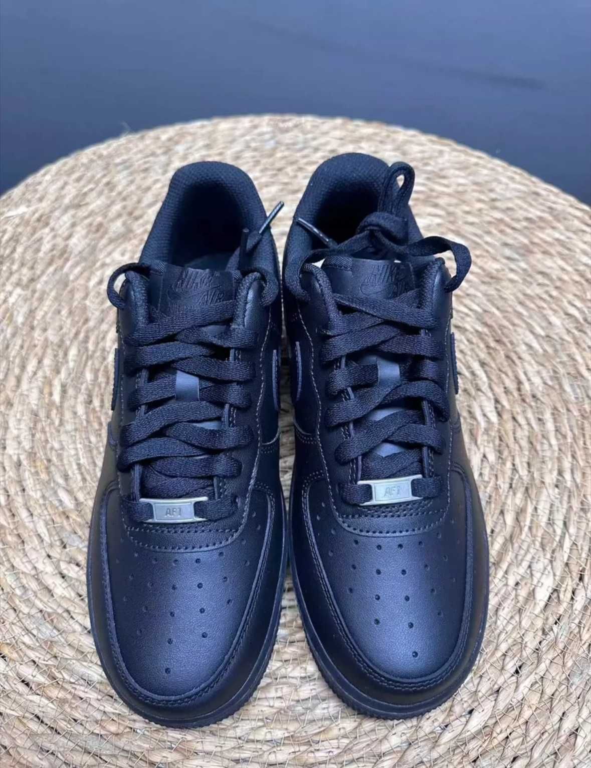 Nike Air Force 1 Low '07 Black EU41