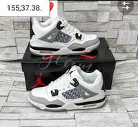 Buty damskie Nike Air Jordan 4