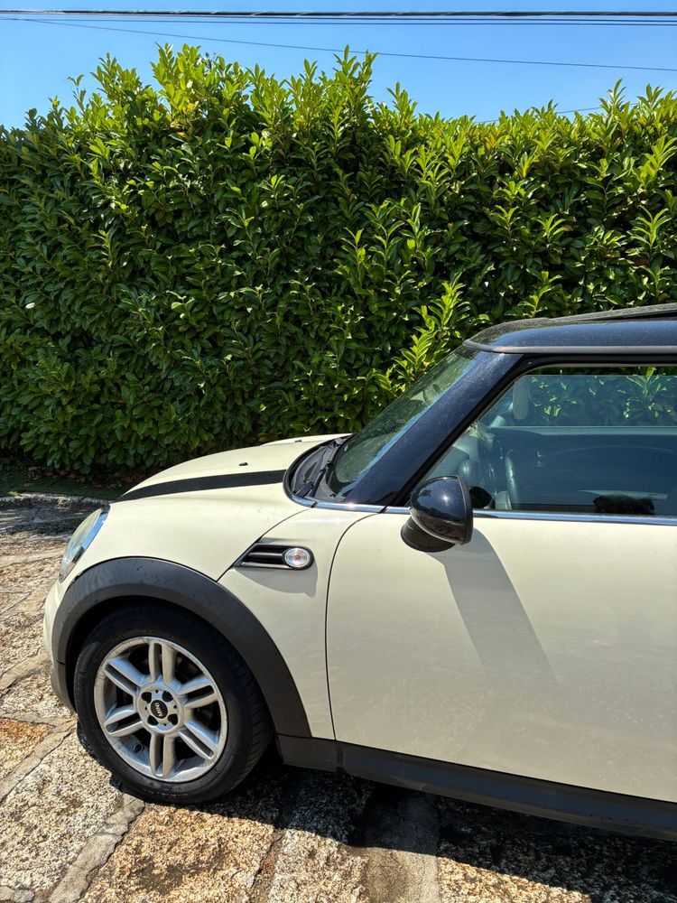 Mini Cooper D 1.6 112cv