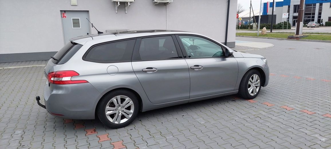 Sprzedam Peugeot 308 1.6 hdi 2015r Stan bardzo dobry 100% sprawne