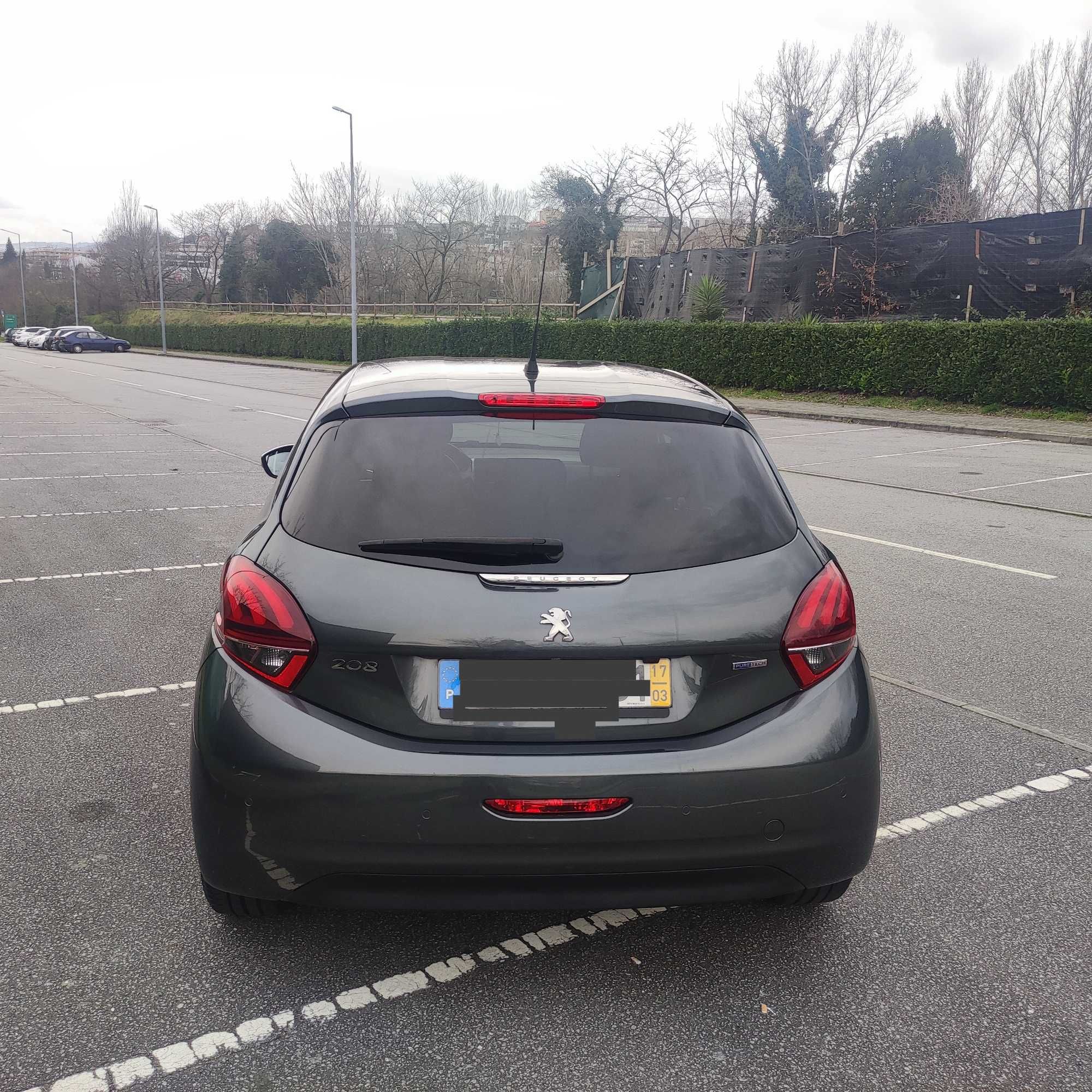 Peugeot 208 1.2 PureTeck style
