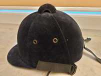 Kask do jazdy konno aksamitny