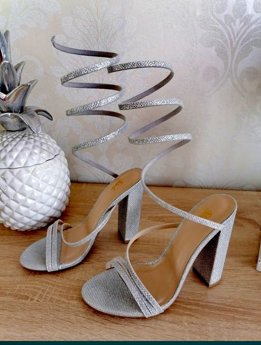 Elegancka sandały srebrne słupek wesele sylwester 38