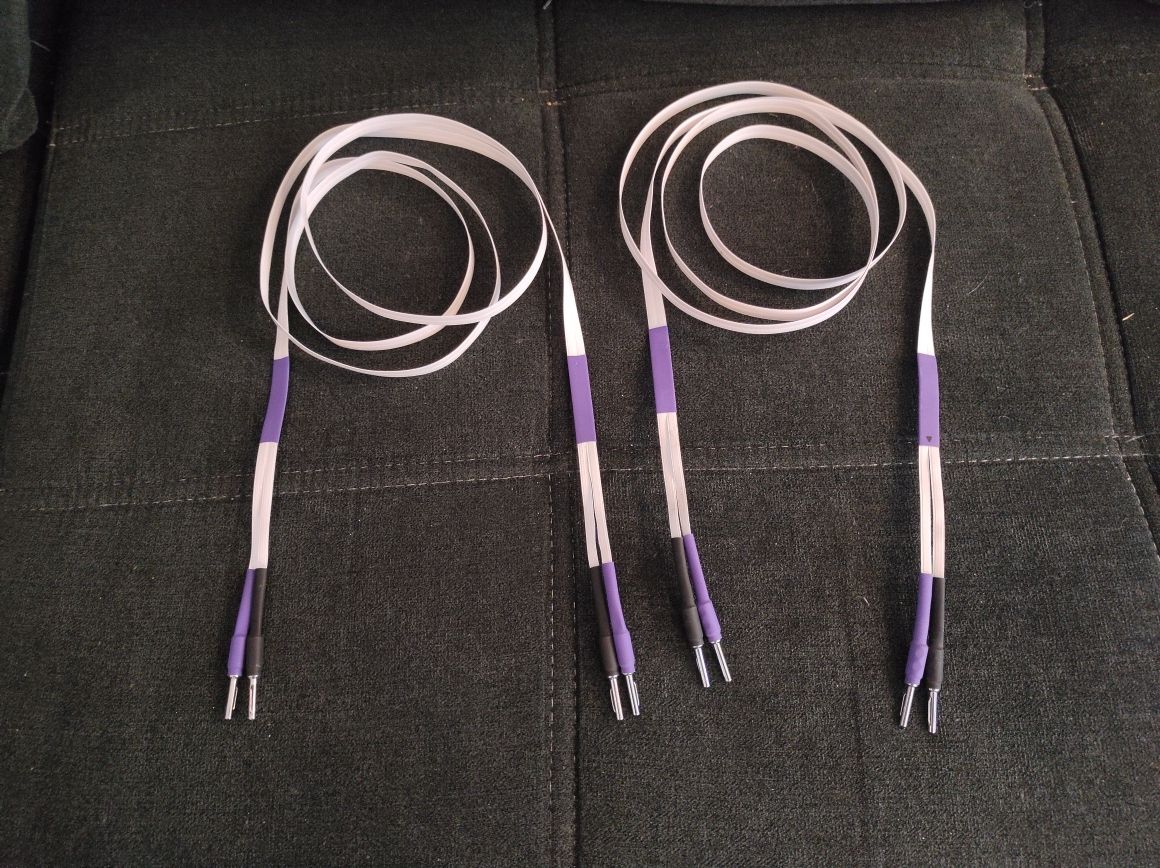 Nordost 2 flat kable głośnikowe wtyki banan