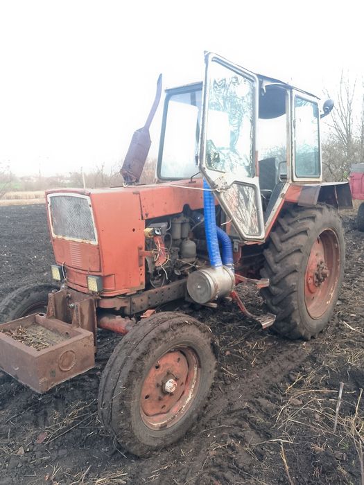 Трактор, причіп, сівалка